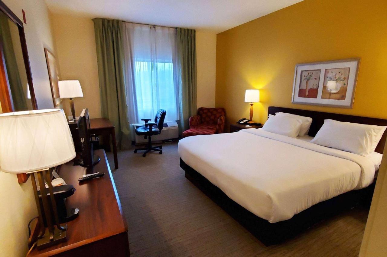 Wingate By Wyndham Uniontown Hotel Kültér fotó